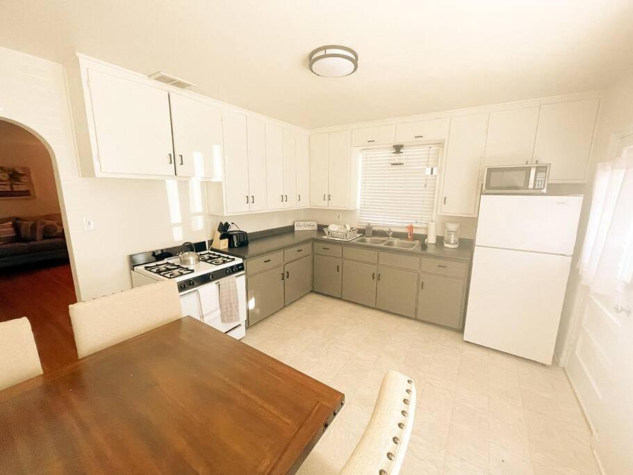 Villa Pet Friendly! Private Casita In Nob Hill Albuquerque Esterno foto